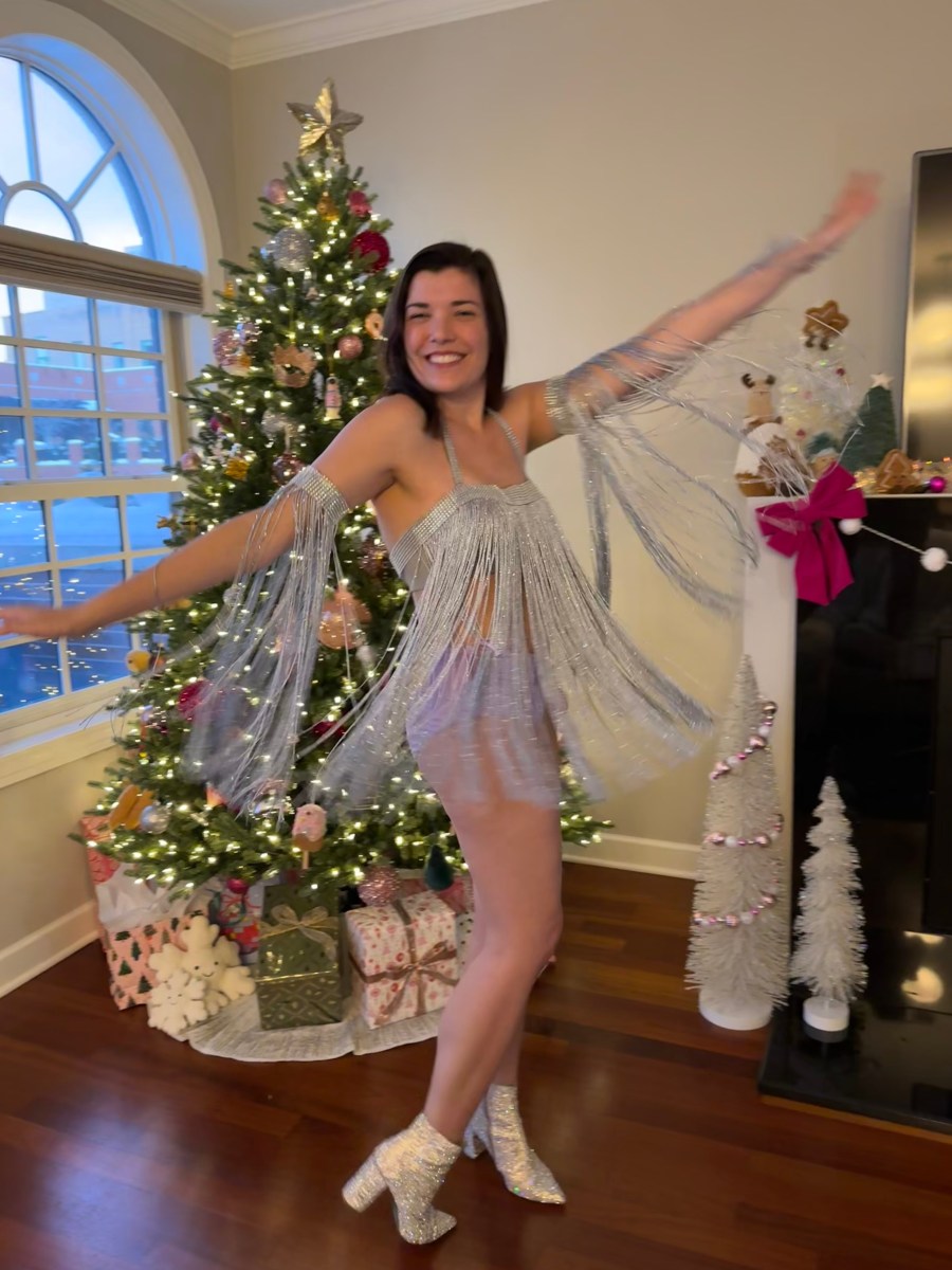 Sabrina Carpenter “Tears” Dance Break&nbsp;Costume